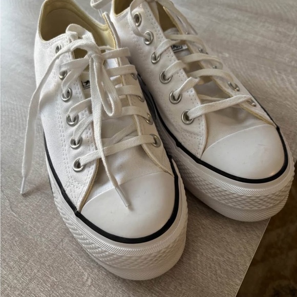 White Canvas Platform Sneakers - Picture 2 of 3